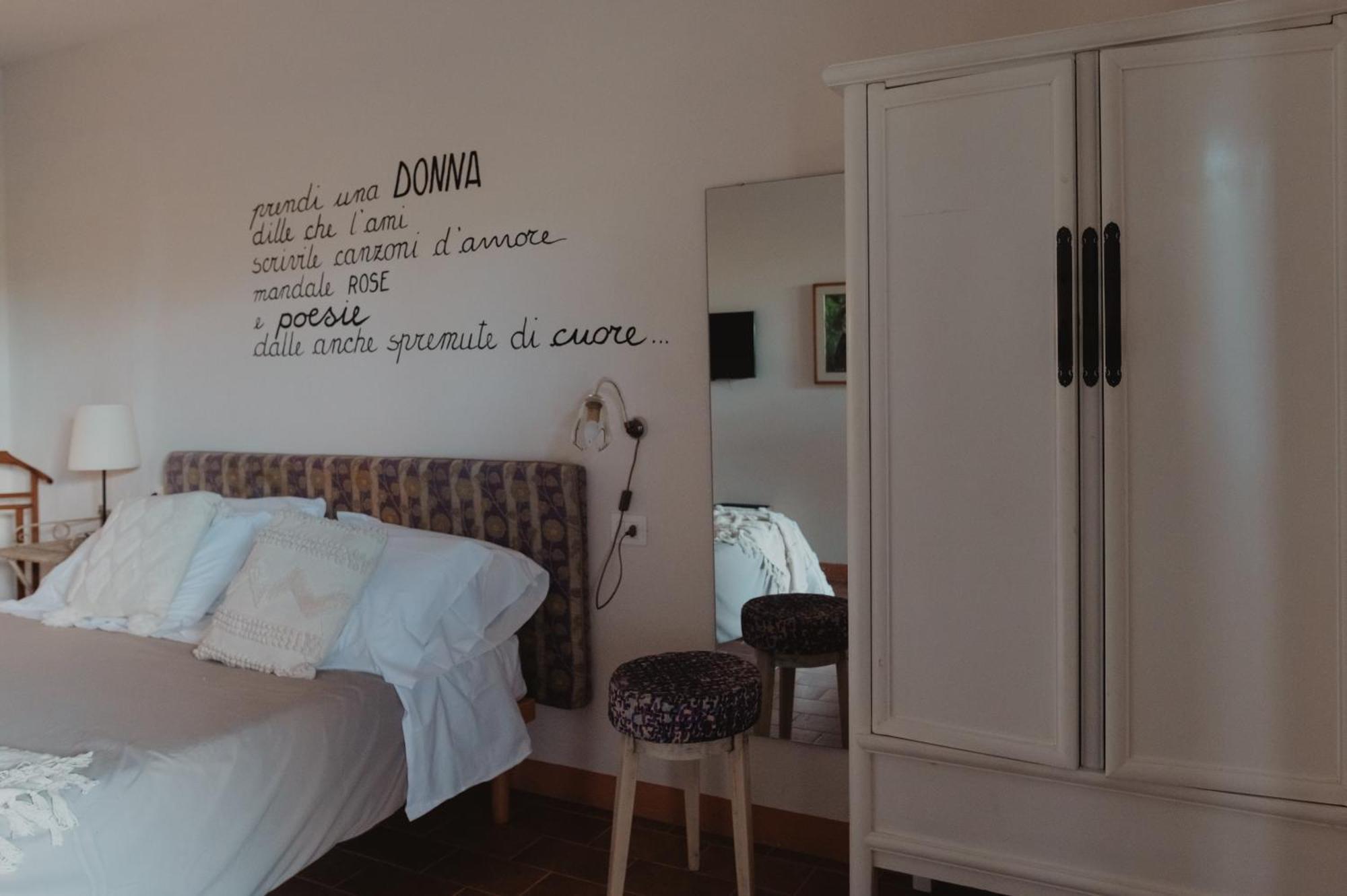 Podere Conte Gherardo Castagneto Carducci Δωμάτιο φωτογραφία